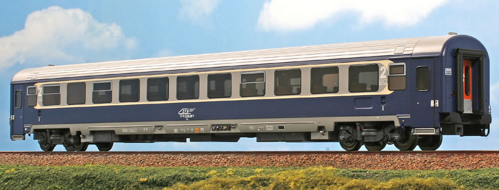 AF 20028 CFR Schnellzuwagen AVA200 2.Kl. blau/grau Ep VI