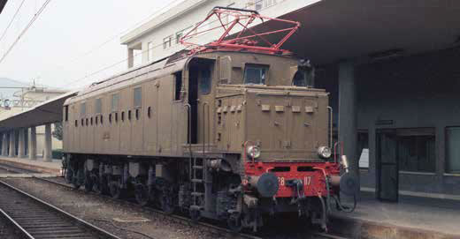 Piko 97475 FS E428 117 braun Ep IV DC NH